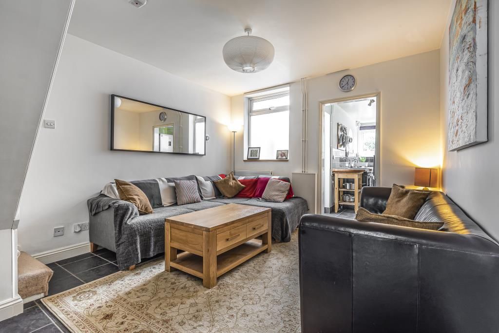 Additional image 2 of 2 bed terraced house to rentNewbury, Berkshire RG14