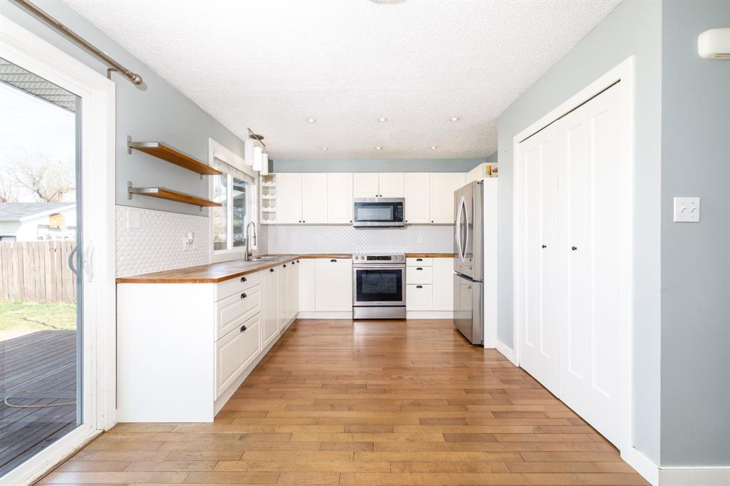 Additional image 6 of 55 Patterson Crescent, Red Deer, AB, T4P 1J4