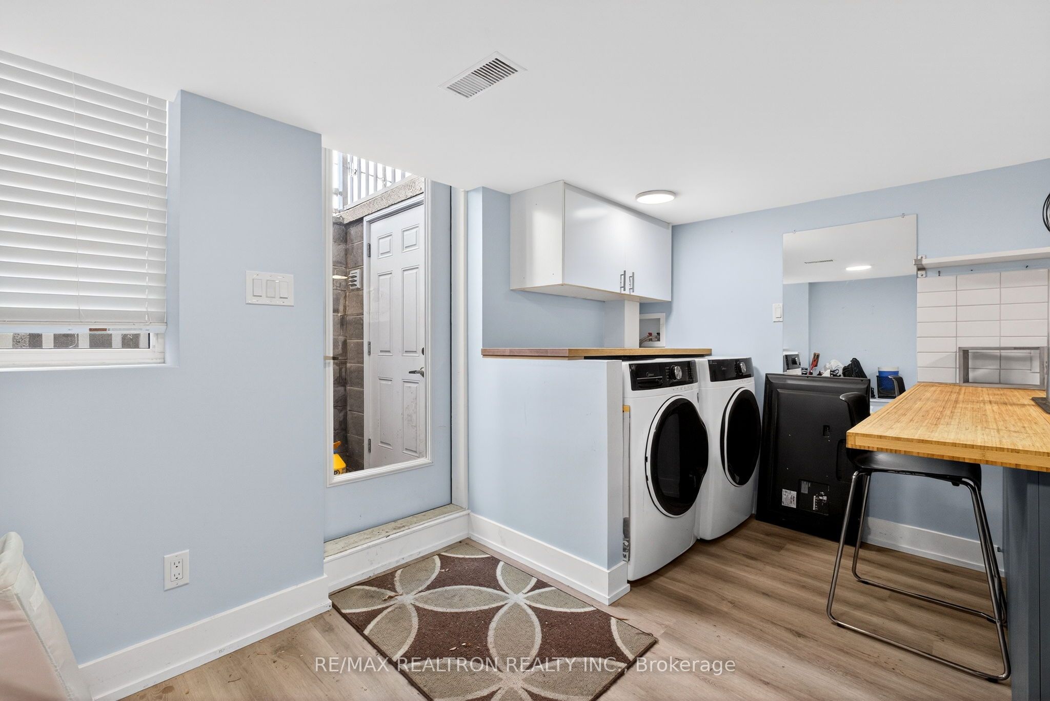 Additional image 5 of Bsmt-92 Donlands Avenue, Toronto, ON, M4J 3P1