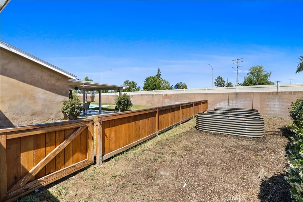 Additional image 24 of 2455 E Westport Circle, Anaheim, CA 92806
