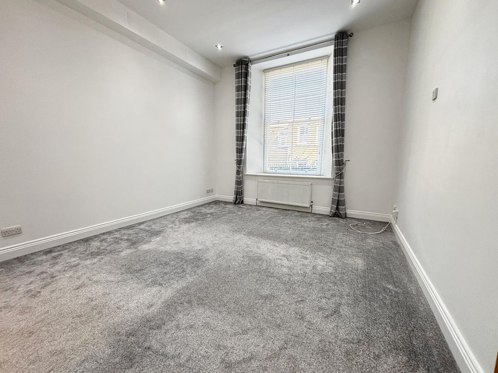 Additional image 3 of 2 bed flat to rentAuchingramont Road, Hamilton ML3