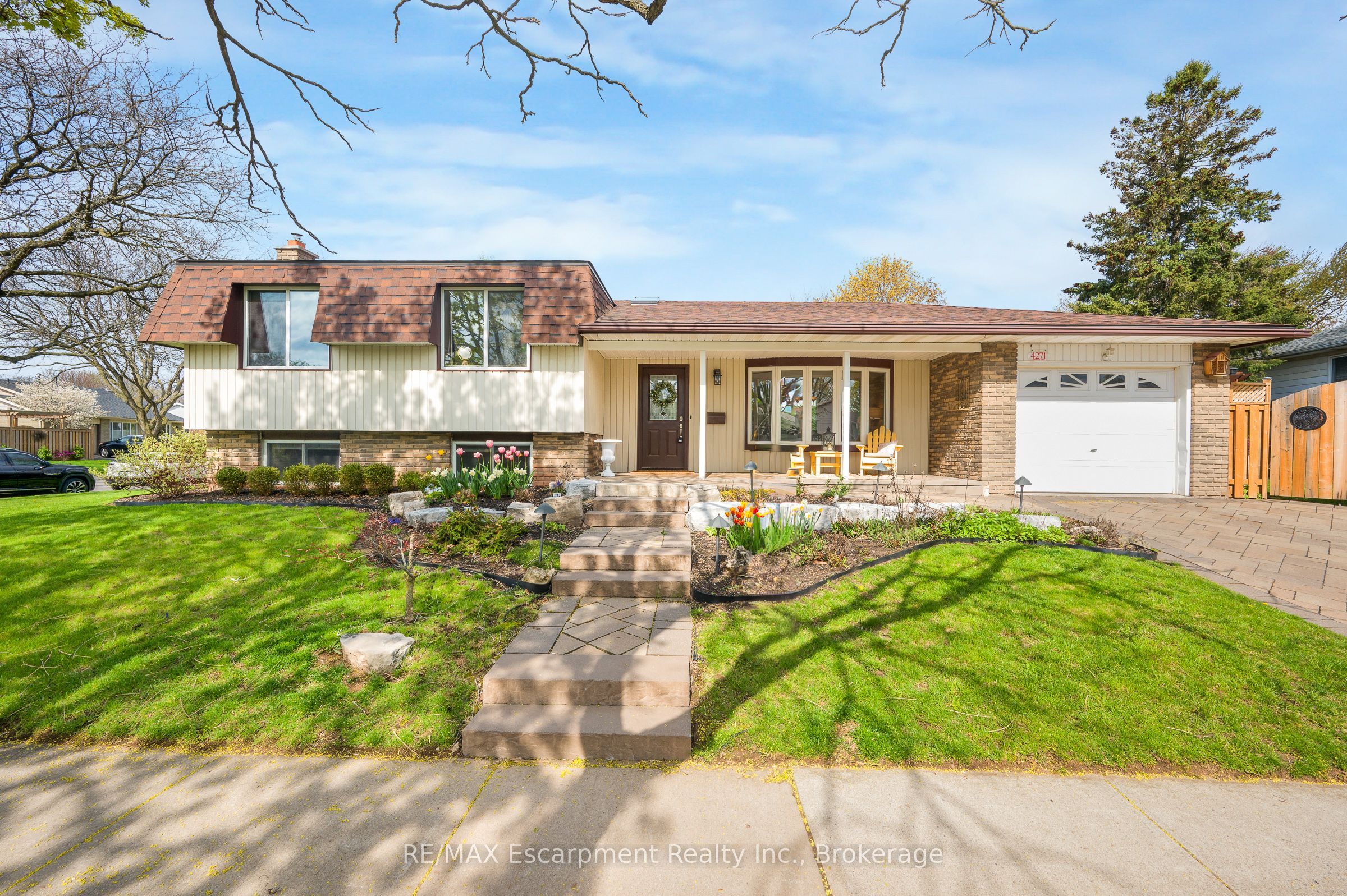 4271 Longmoor Drive, Burlington, ON, L7L 5A4