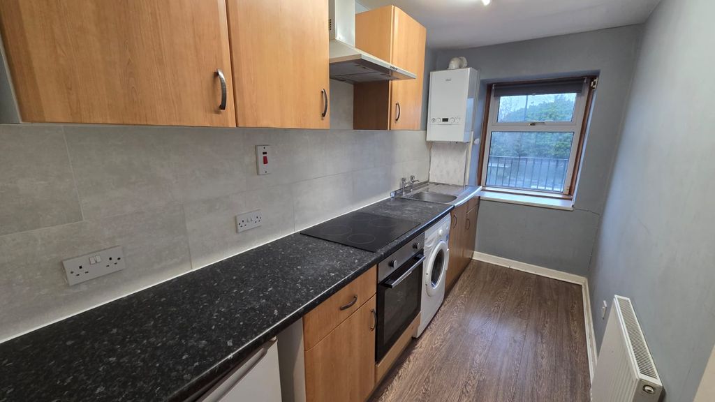 Additional image 6 of 1 bed flat to rentWest Blackhall Street, Central, Greenock PA15