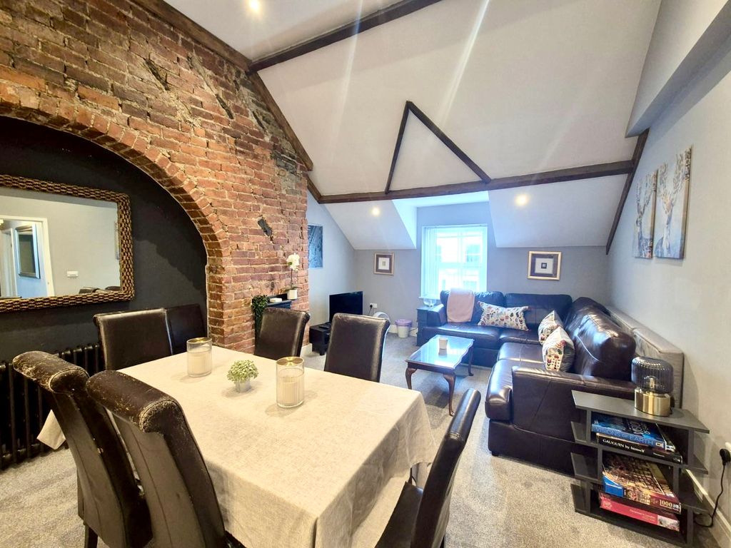 Additional image 5 of 3 bed property to rentBradenham Place, Penarth CF64