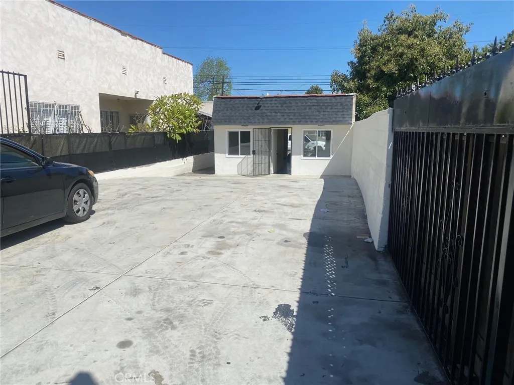 Additional image 2 of 2805 W Florence Ave, Los Angeles, CA 90043