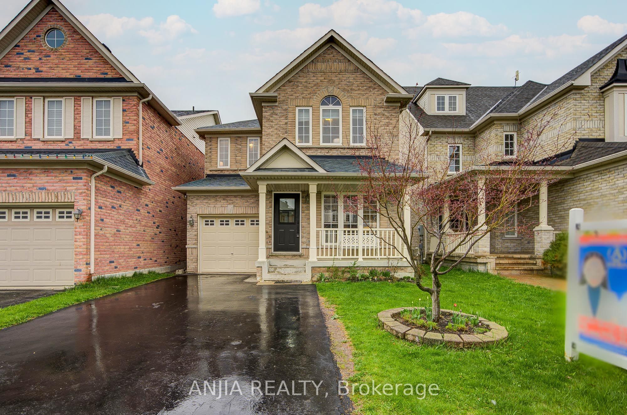 51 Oxfordshire Street, Markham, ON, L6C 2Z8