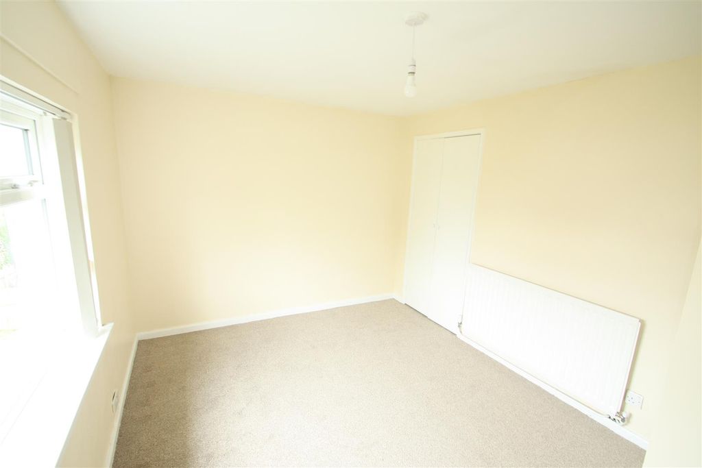 Additional image 14 of 3 bed end terrace house to rent30 Croob Park, Ballynahinch BT24