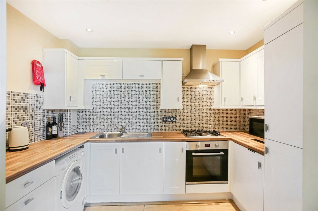 Additional image 6 of 1 bed flat for saleSt Andrew's Precinct, St Andrew's Street South, Kilmarnock KA1