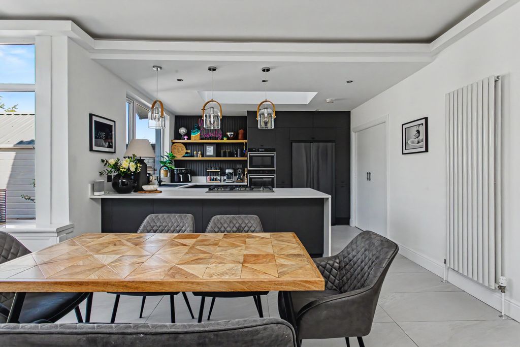 Additional image 10 of 4 bed detached bungalow for sale245 Glasgow Road, Paisley PA1