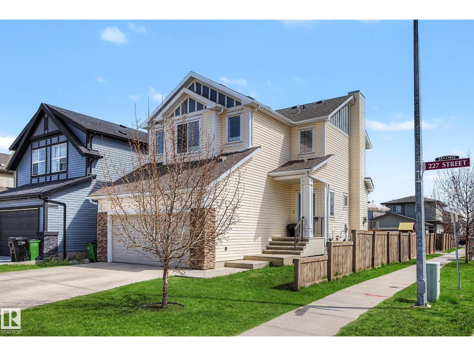 Additional image 2 of 9483 227 Street NW, Edmonton, AB, T5T7H4