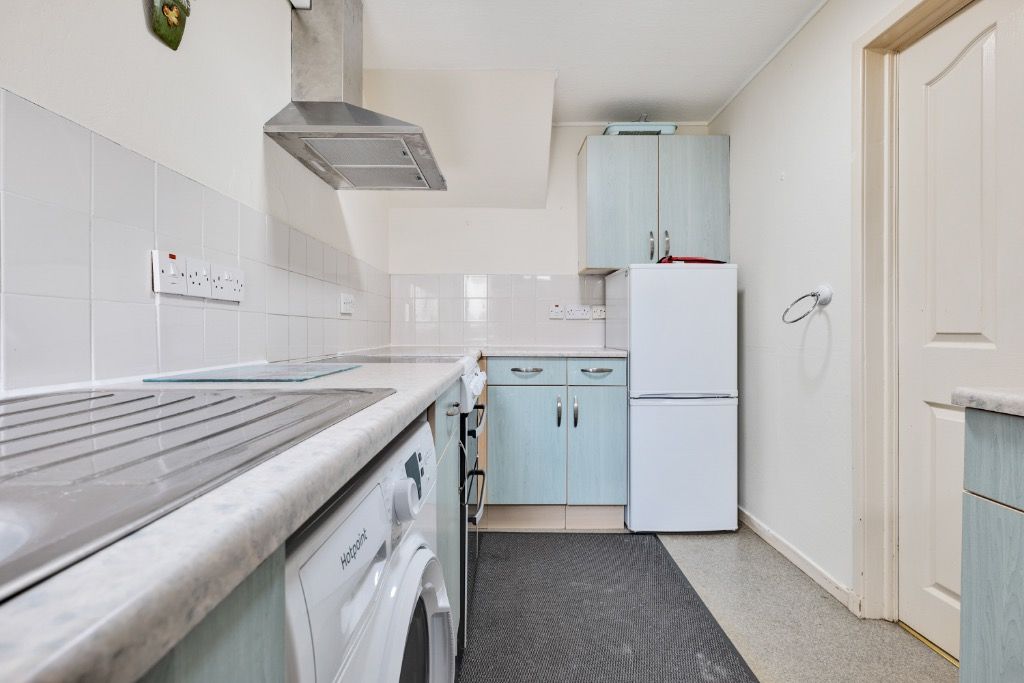 Additional image 3 of 2 bed terraced house to rentBurnhead Crescent, Gilmerton, Edinburgh EH16