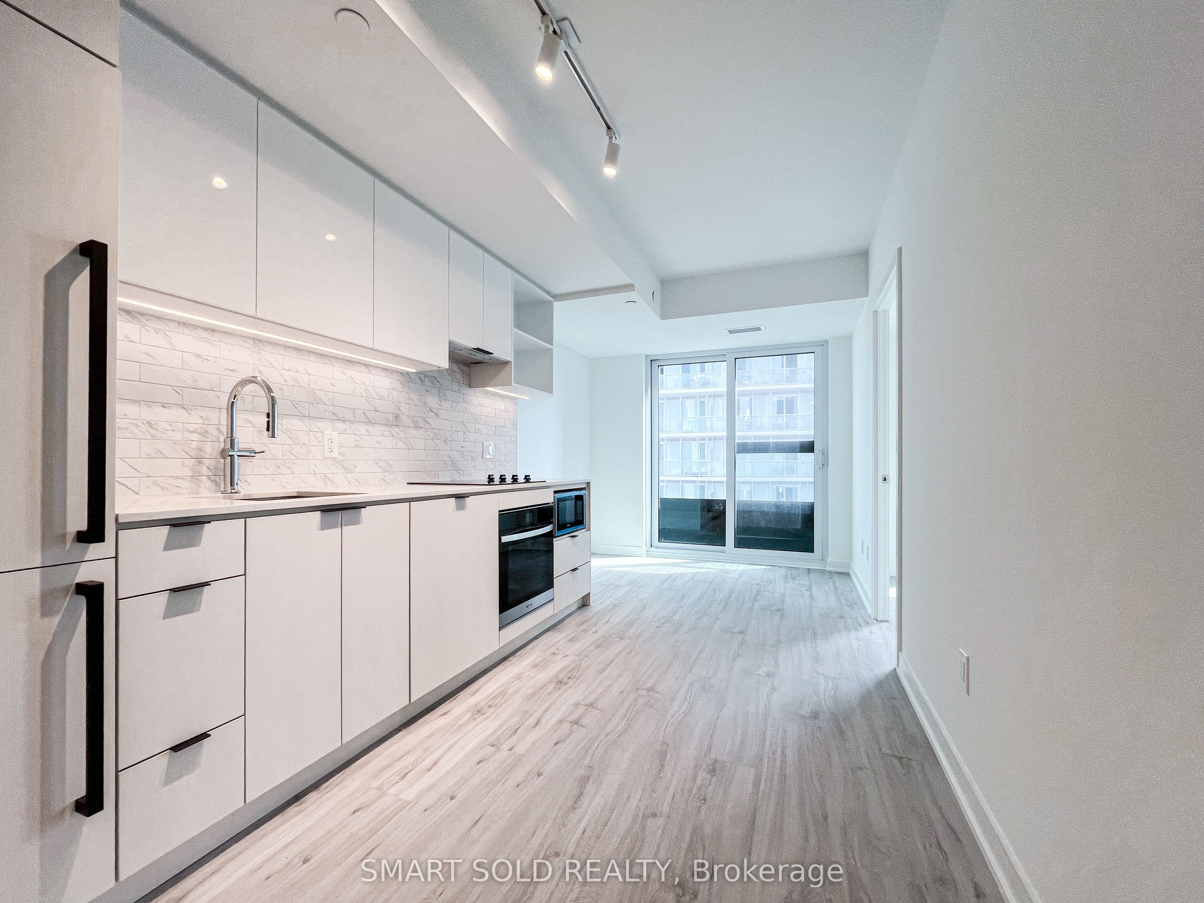 1809-252 Church Street E, Toronto, ON, M5B 1Z2