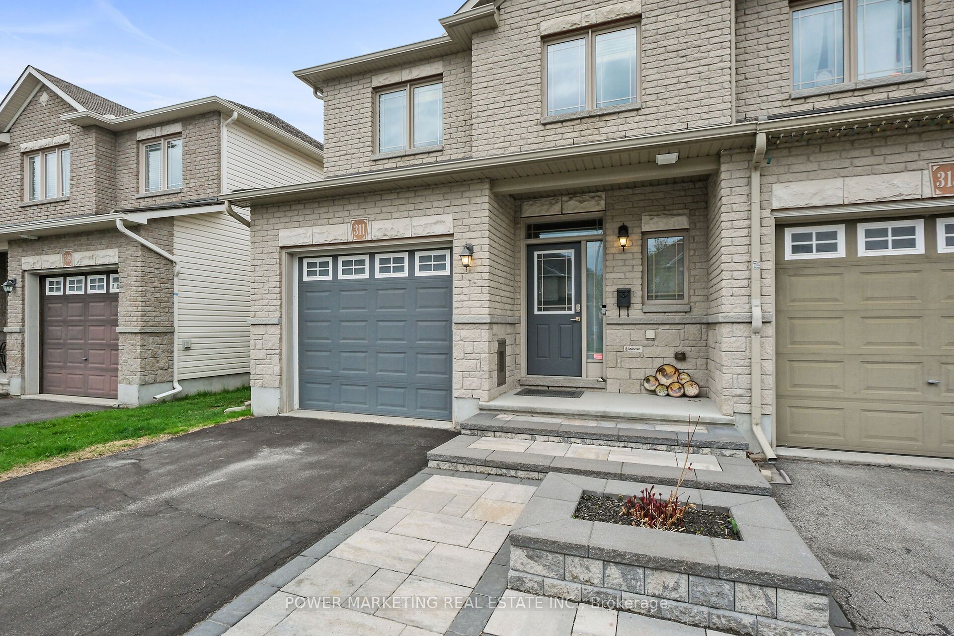 311 Travis Street, Ottawa, ON, K1W 0E5