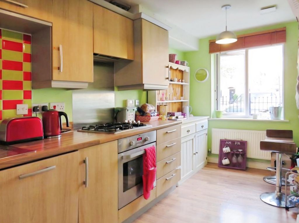 Additional image 2 of 4 bed property to rentFarrow Avenue, Hampton Vale, Peterborough PE7