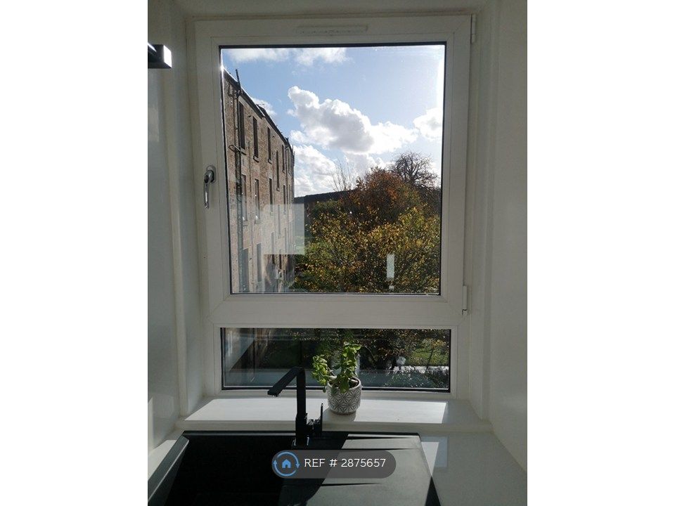 Additional image 13 of 2 bed flat to rentGlasgow Road, Paisley PA1