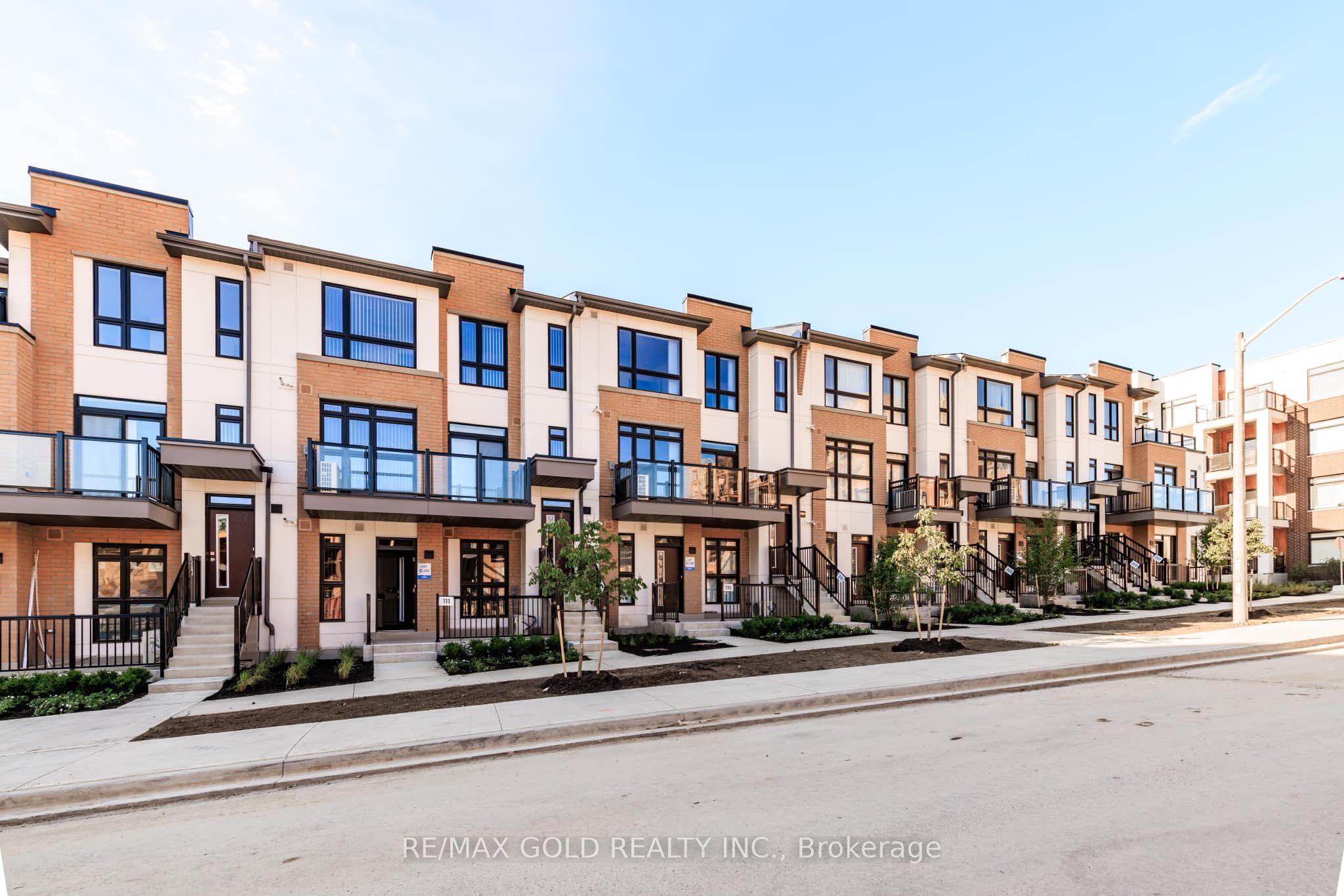 Additional image 5 of 210-140 Canon Jackson Drive, Toronto, ON, M6M 0B9