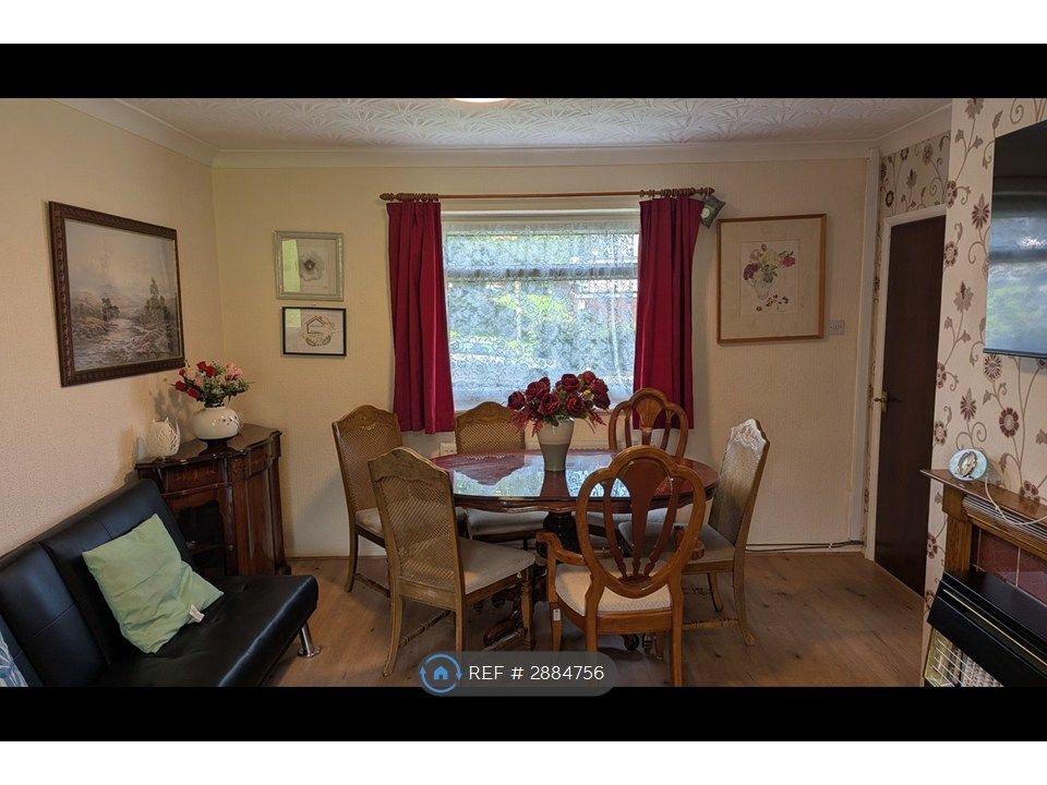 Additional image 2 of 4 bed semi-detached house to rentMelbourne Avenue, Burton-On-Trent DE15