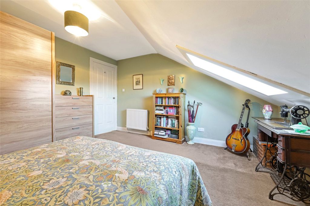 Additional image 17 of 4 bed flat for saleBentinck Street, Greenock, Inverclyde PA16
