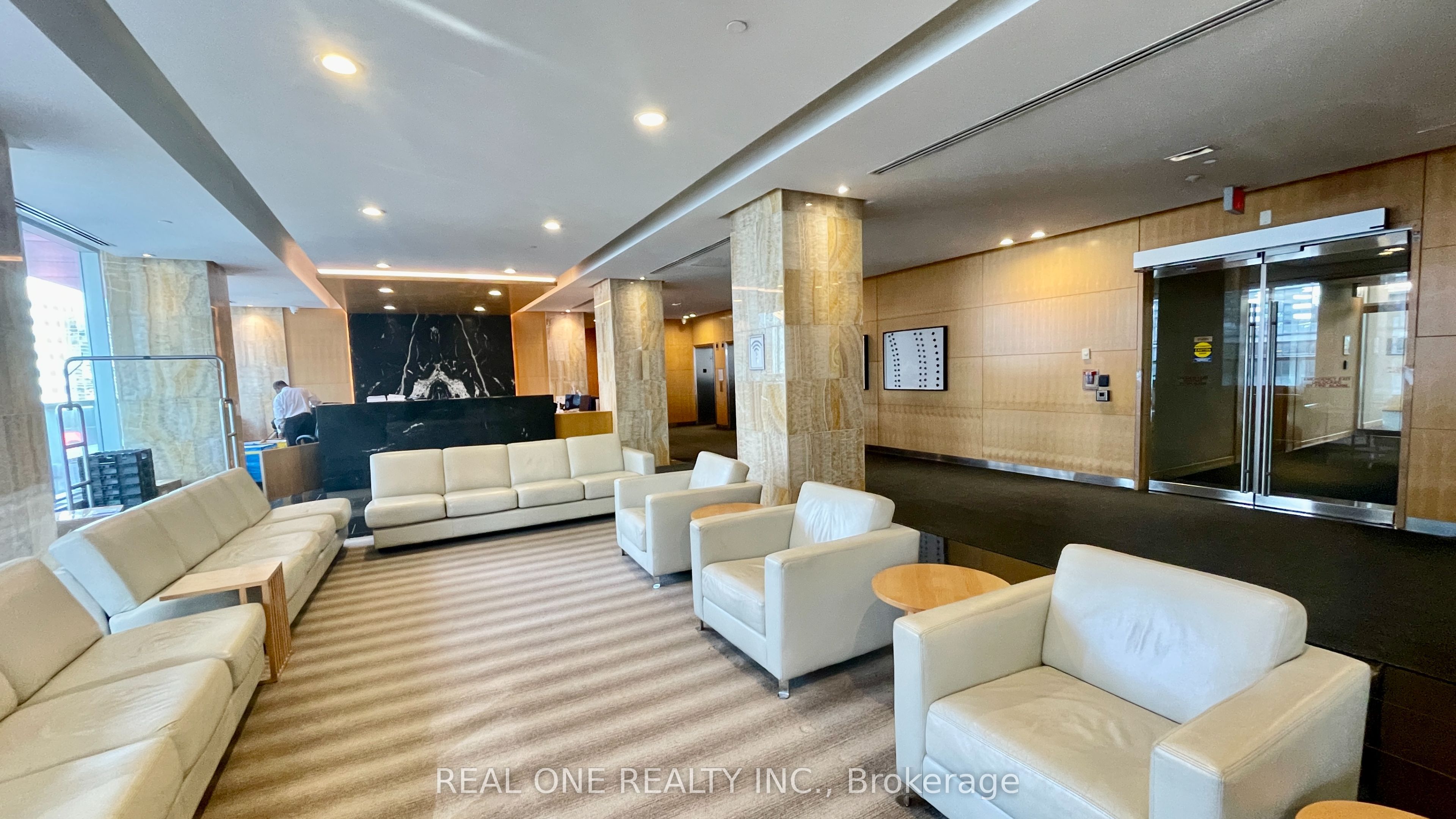 Additional image 3 of 2205-65 Bremner Boulevard, Toronto, ON, M5J 0A7