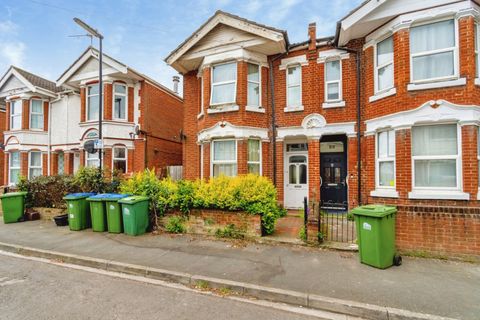 Harborough Road, Southampton, Hampshire SO15