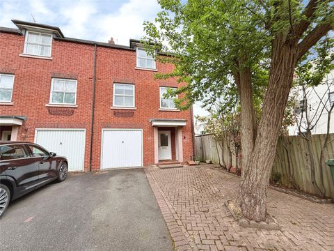 Goldhill Gardens, South Knighton, Leicester LE2