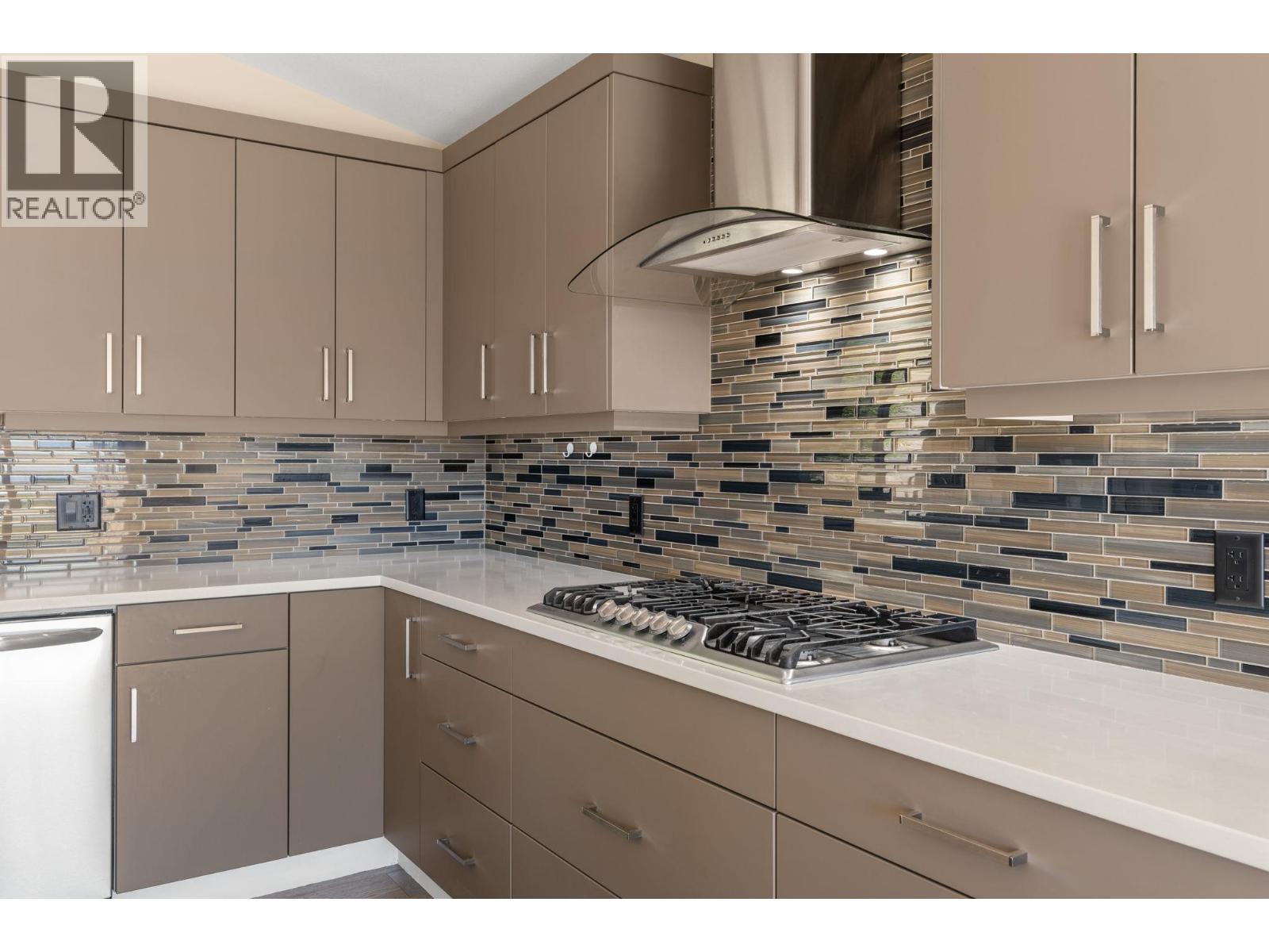 Additional image 6 of 2604 Paramount Drive, West Kelowna, BC, V4T3M6