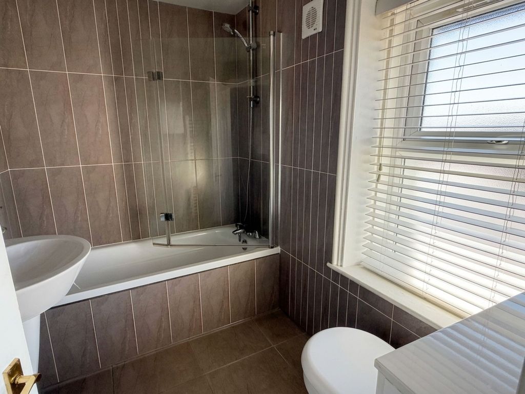 Additional image 5 of 2 bed flat to rentWater Street, Rhyl LL18