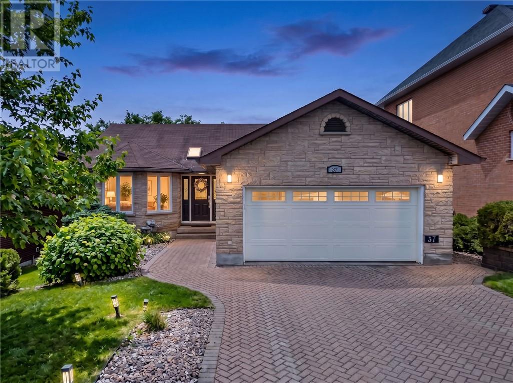 37 Forestdale Drive, Sudbury, ON, P3A5X1