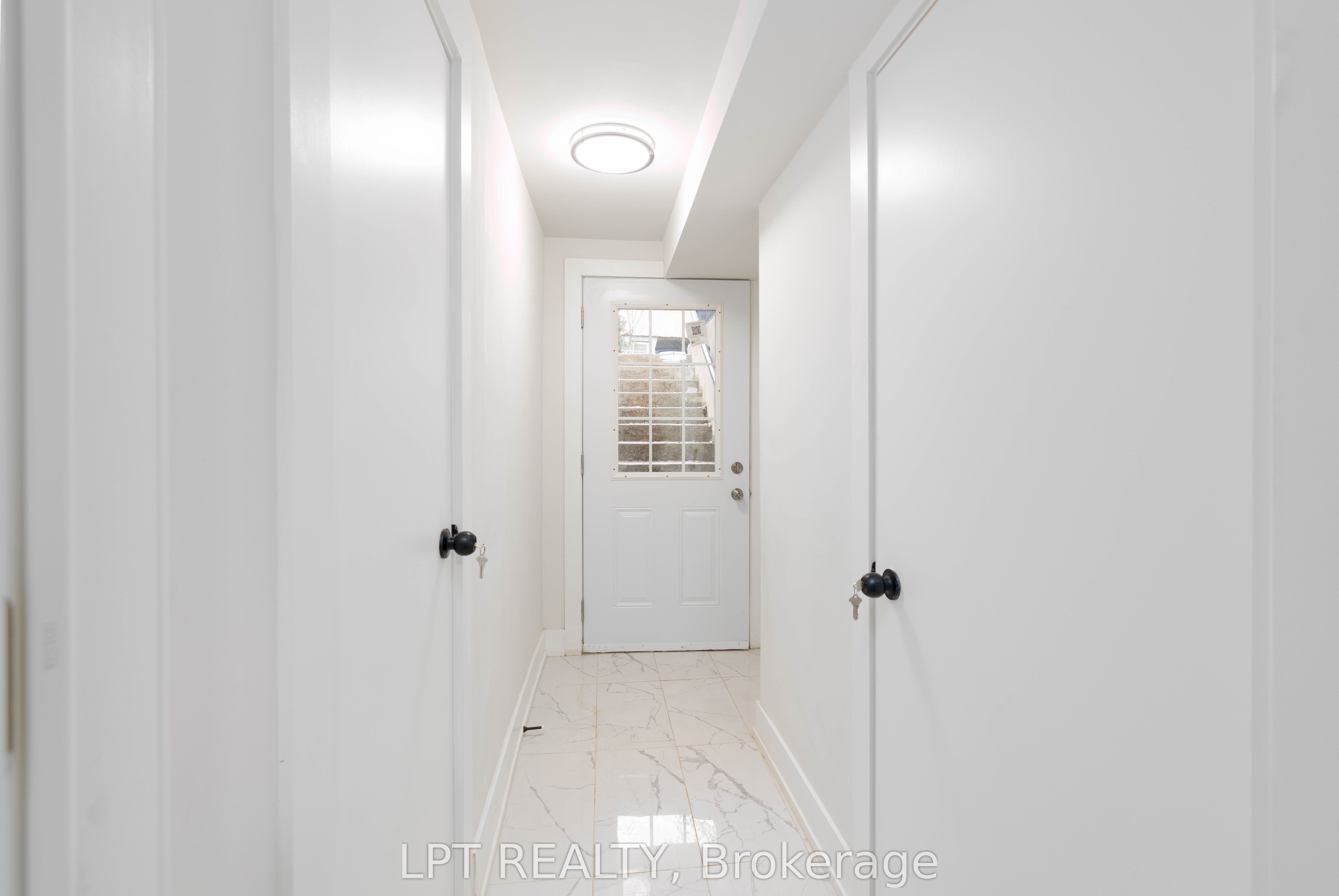 Additional image 4 of D-627 Crawford Street, Toronto, ON, M6G 3K1
