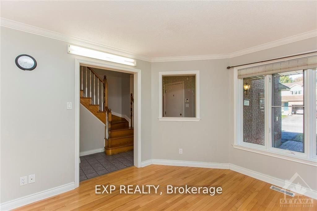 Additional image 6 of 100 Hunterswood Crescent, Ottawa, ON, K1G 5V9