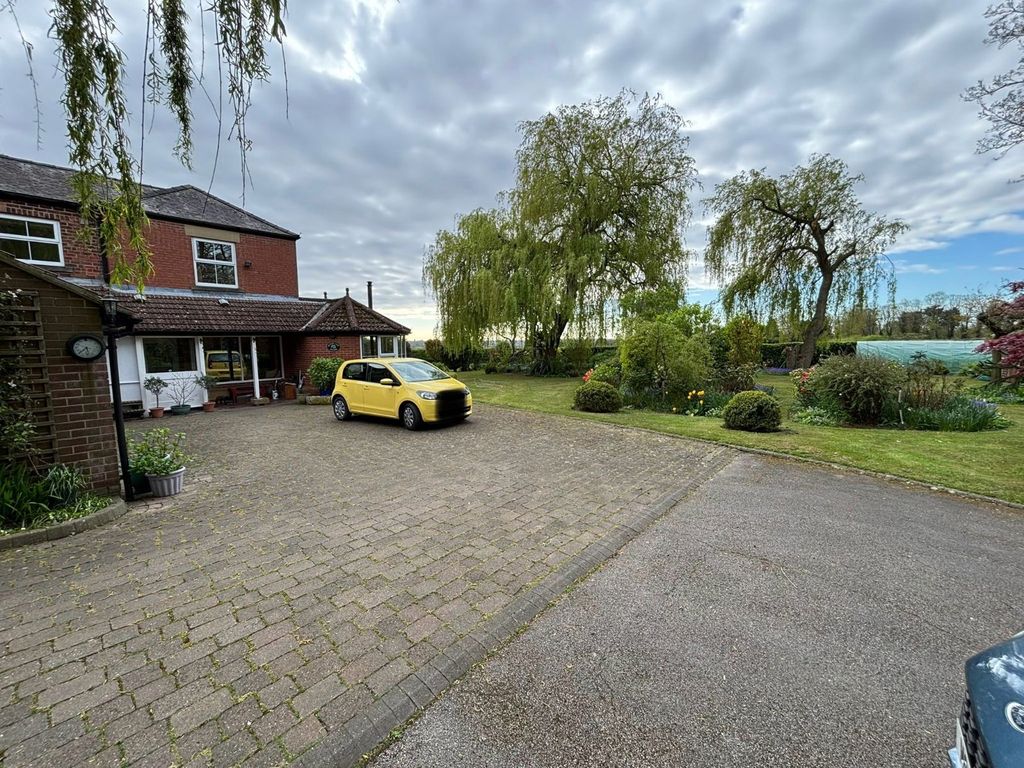 Additional image 33 of 4 bed detached house to rentCastle Road, Cottingham, East Yorkshire HU16
