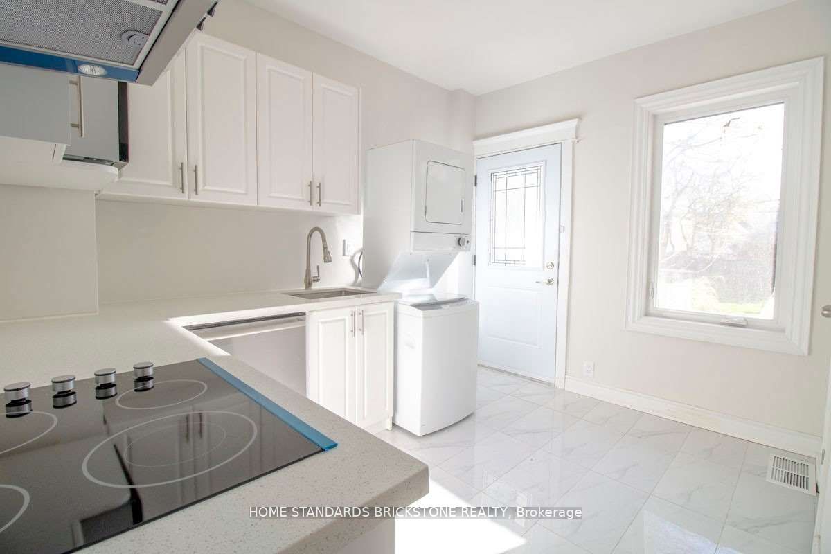 Additional image 5 of Main-792 Pape Avenue, Toronto, ON, M4K 3S7