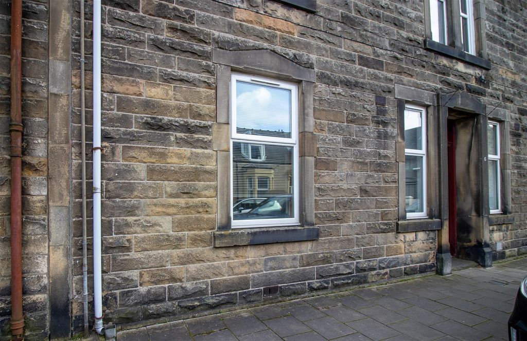 Additional image 15 of 2 bed flat for sale6/1 Rosevale Street, Hawick TD9