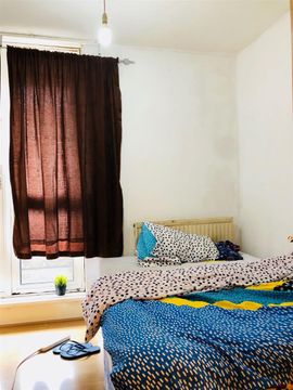 Solander Gardens, London E1, Room to rent