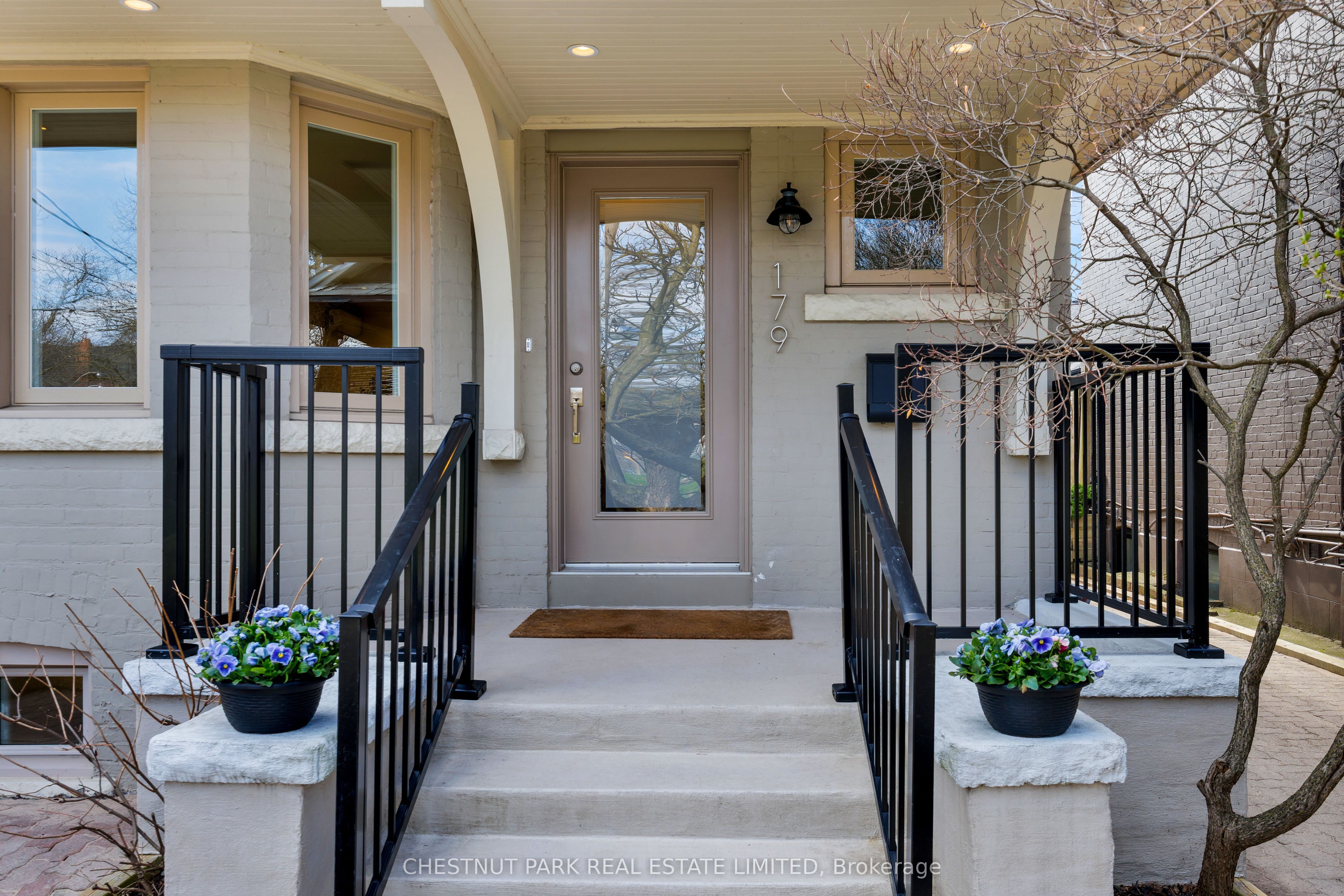 Additional image 2 of 179 Glendonwynne Road, Toronto, ON, M6P 3E8