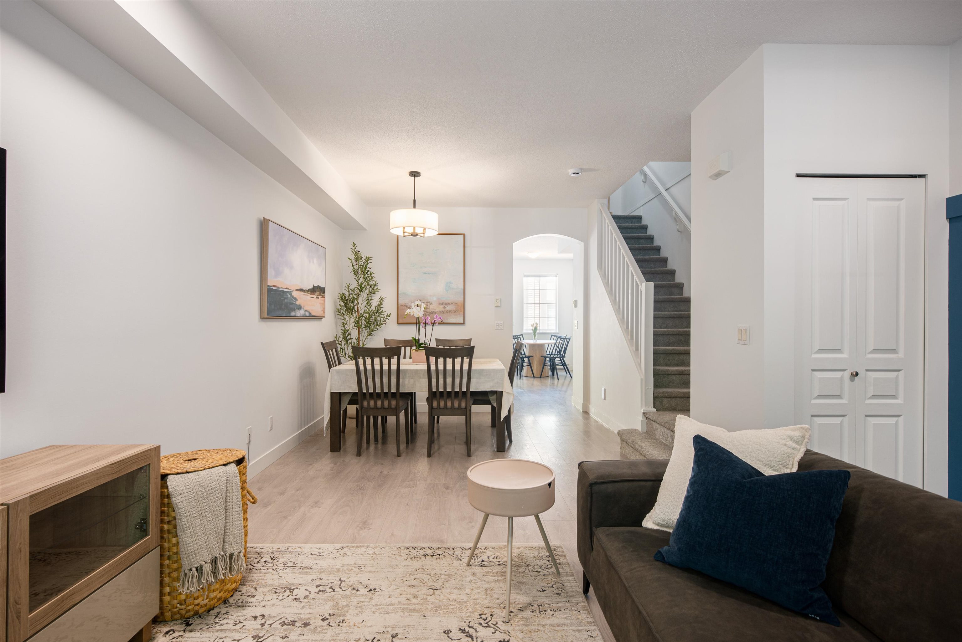 Additional image 3 of 2-8533 Cumberland Place, Burnaby, BC, V3N 5C1
