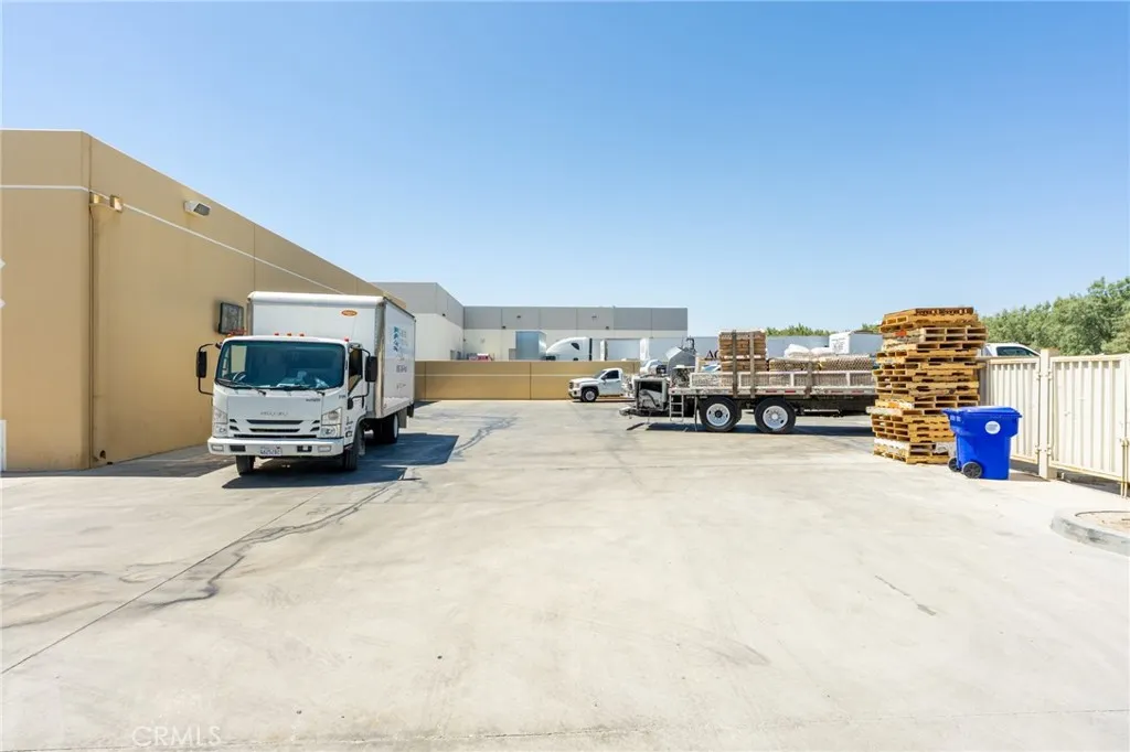 Additional image 107 of 77570 Enfield Ln, Palm Desert, CA 92211
