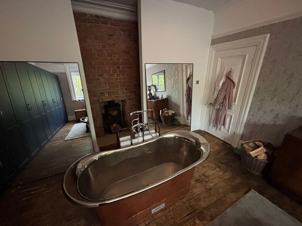 Additional image 22 of 5 bed terraced house to rentWestbourne Avenue, Princes Avenue, Hull, East Riding Of Yorkshi HU5