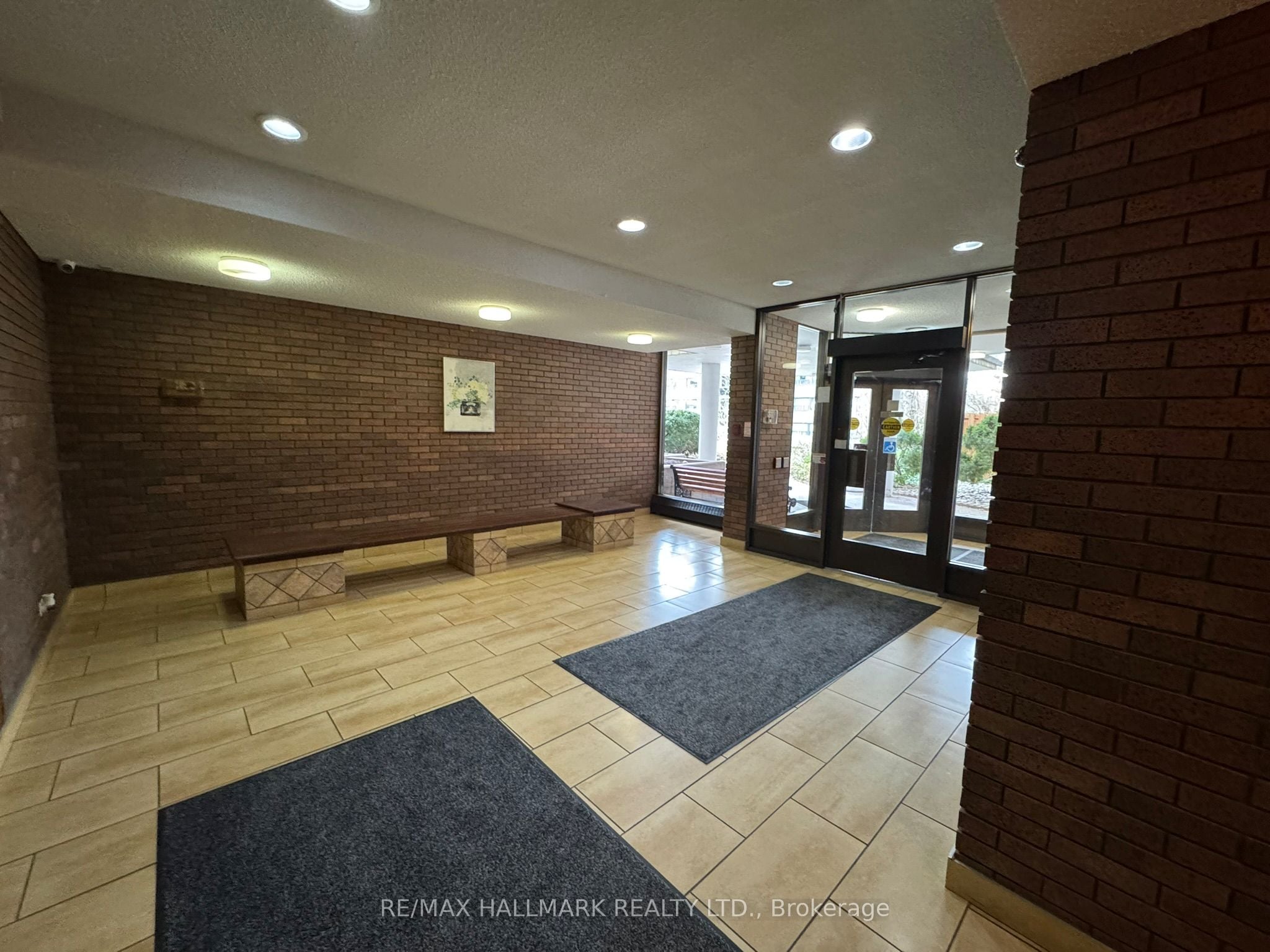 Additional image 5 of 212-10 Sunrise Avenue, Toronto, ON, M4A 2R1