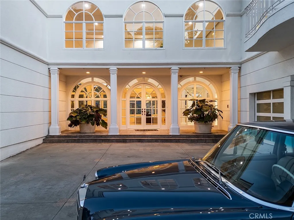 Additional image 2 of 759 Foxkirk Rd, Glendale, CA 91206