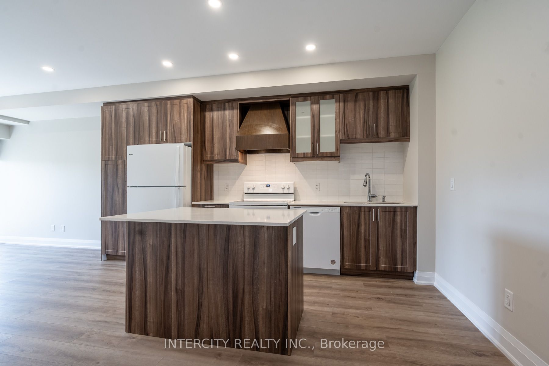 Additional image 4 of 327-50 Herrick Avenue, St. Catharines, ON, L2P 2T9