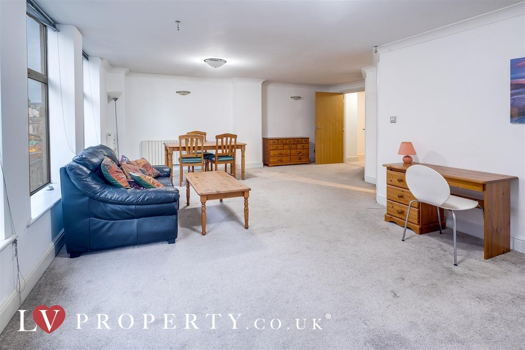 Additional image 3 of 2 bed flat to rent35 Paradise Street, Birmingham B1