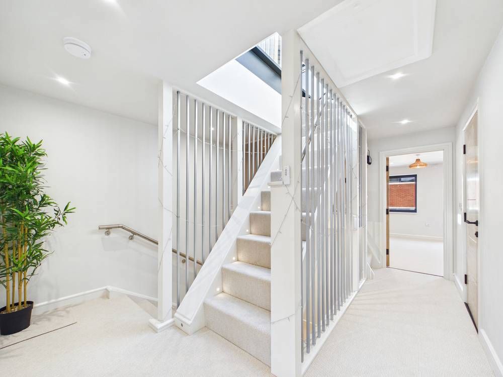 Additional image 19 of 4 bed flat to rentCoytes Gardens, Ipswich, Suffolk IP1