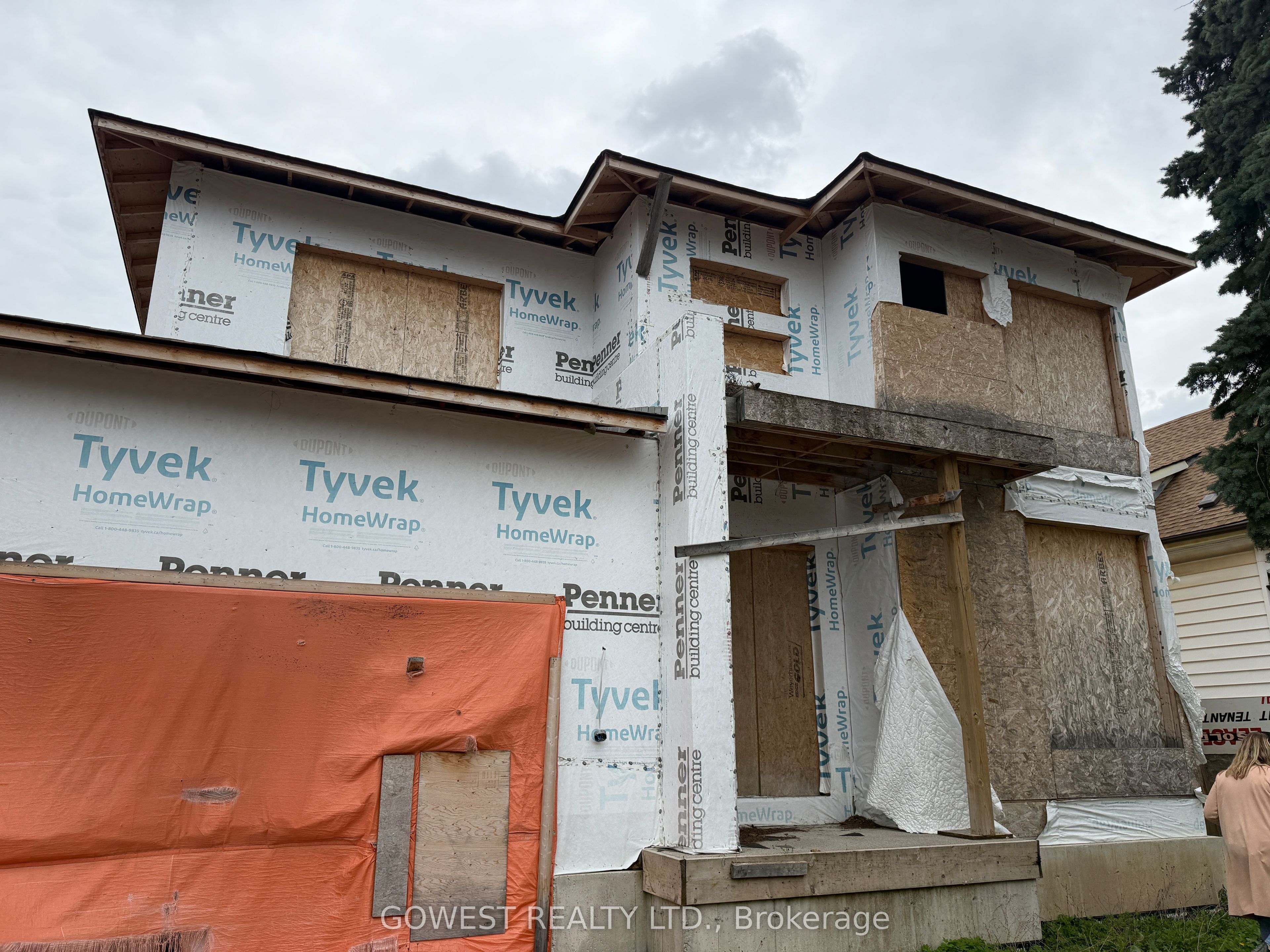 18 Tasker Street, St. Catharines, ON, L2R 3Z8