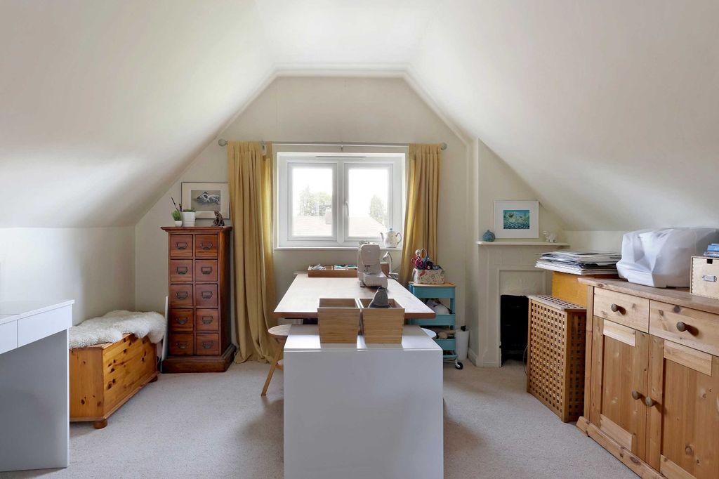 Additional image 19 of 6 bed detached house for saleGregories Road, Beaconsfield, Buckinghamshire HP9