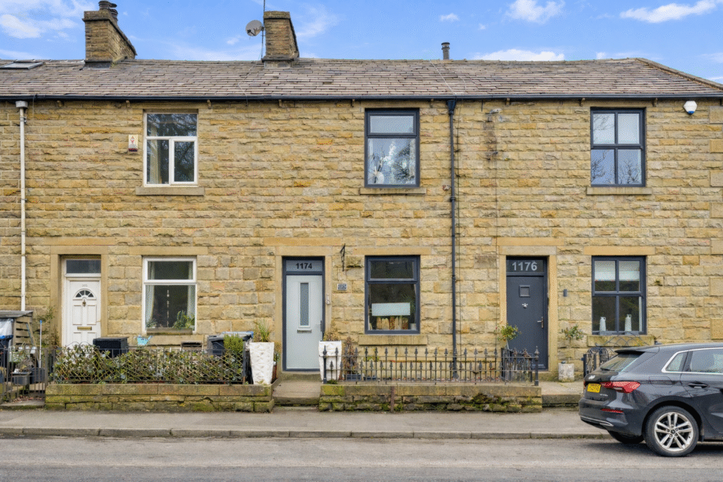 3 bed terraced house for saleBurnley Road, Loveclough, Rossendale, Lancashire BB4