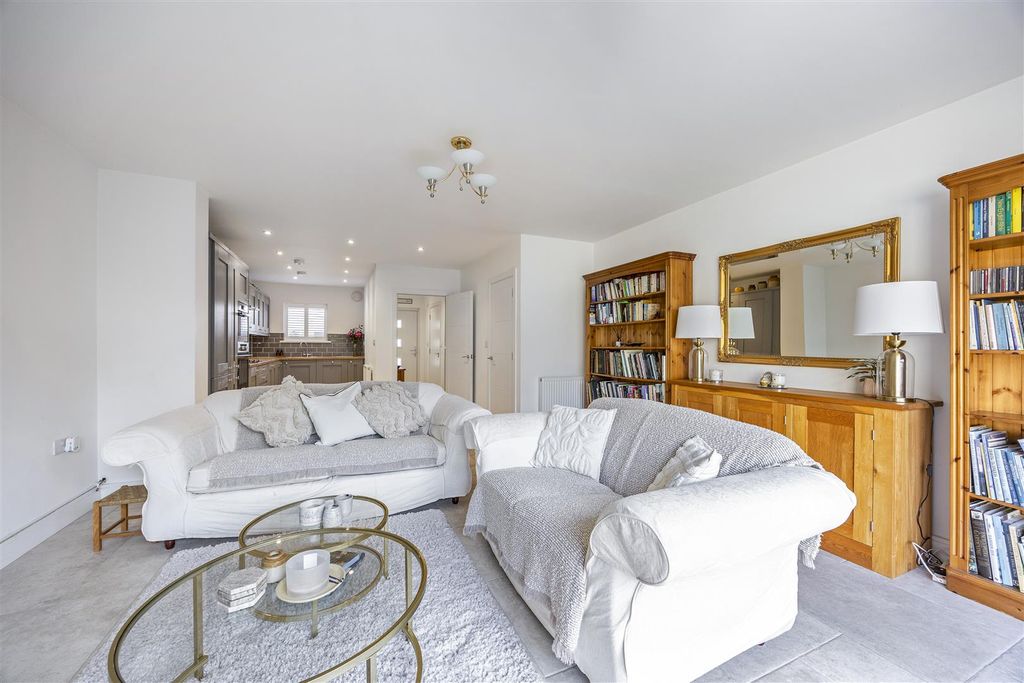 Additional image 5 of 3 bed terraced house for saleBishops Cleeve, Cheltenham GL52