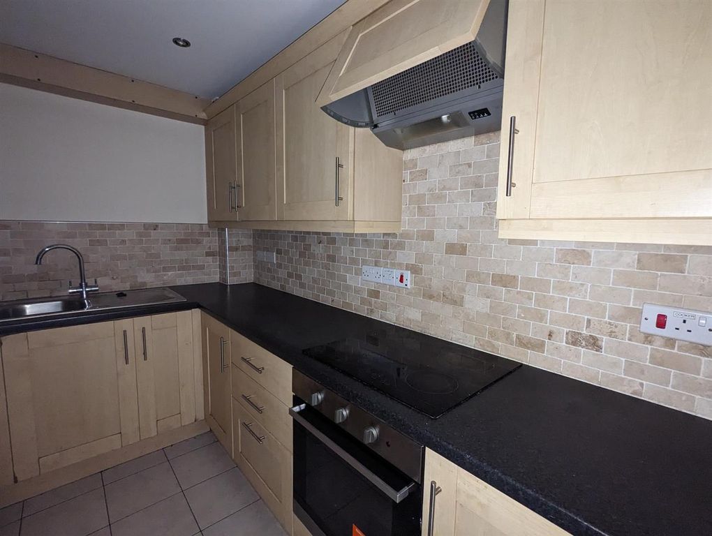Additional image 5 of 1 bed flat to rentMarket Street, Haverfordwest SA61