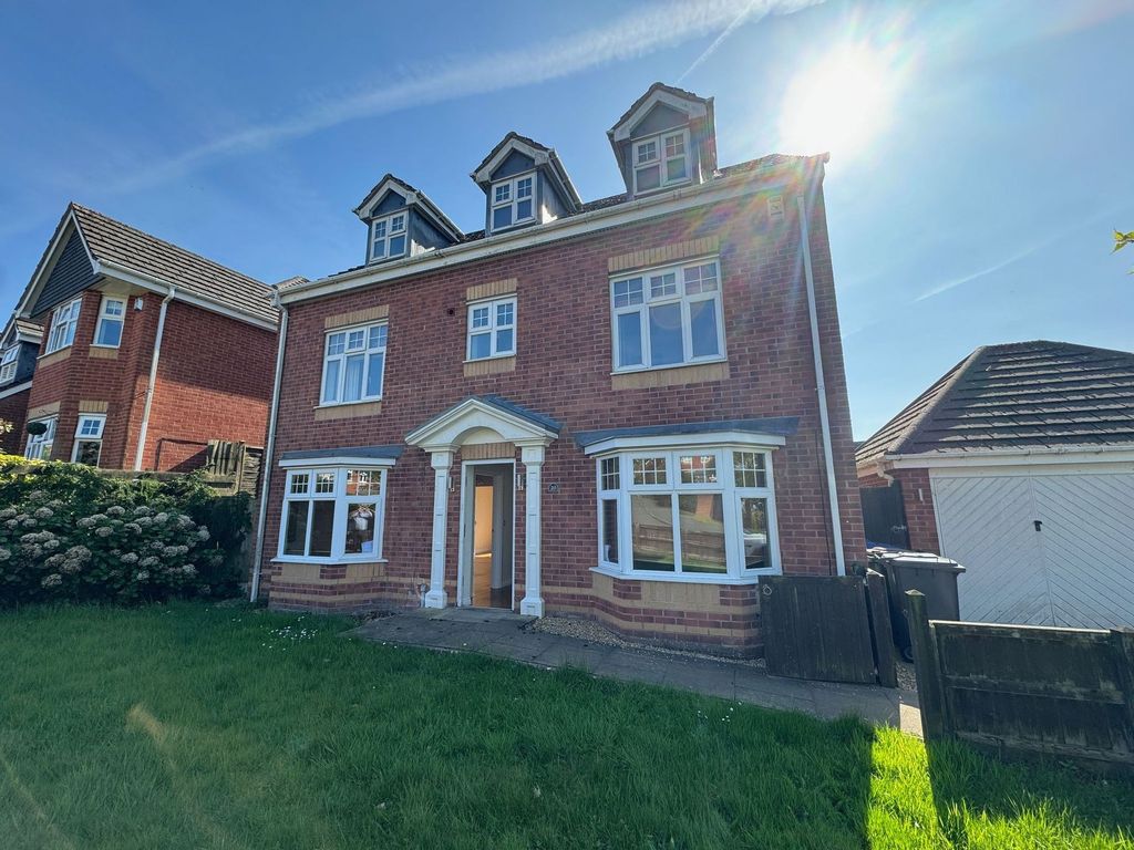 5 bed detached house to rentHugo Way, Loggerheads TF9