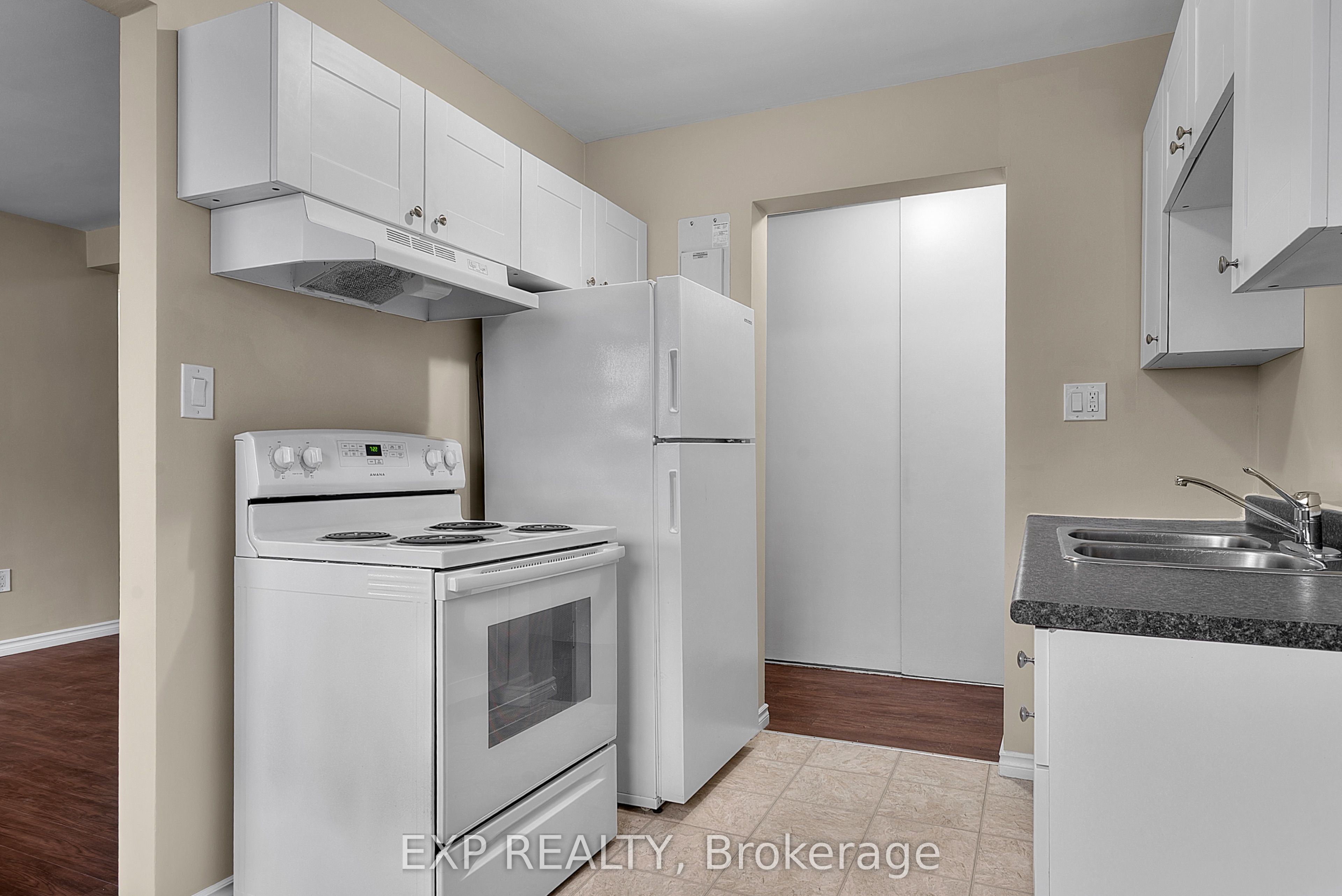 Additional image 3 of Unit 1-4663 Huron Street, Niagara Falls, ON, L2E 2H7